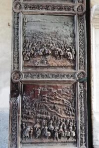 Porte du castel Nuovo à Naples