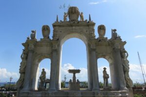 Bâtiment de Naples