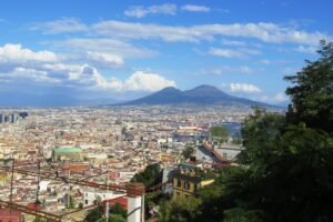 Vue sur le Vésuve depuis Naples